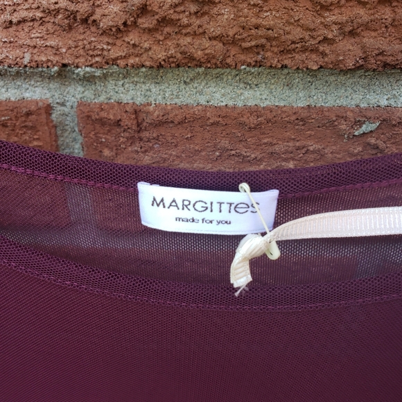 Margittes sheer pleated blouse NWT - Picture 3 of 6